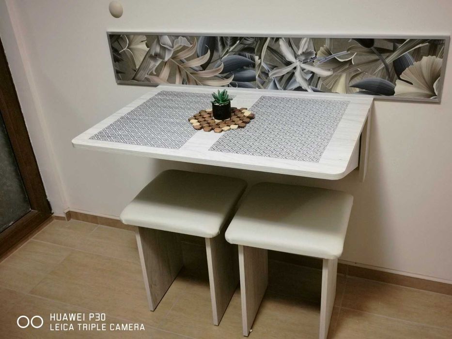 Дава се под наем Тристаен апартамент в Пловдив, Център - 65 кв.м за 459 € - Снимка #2