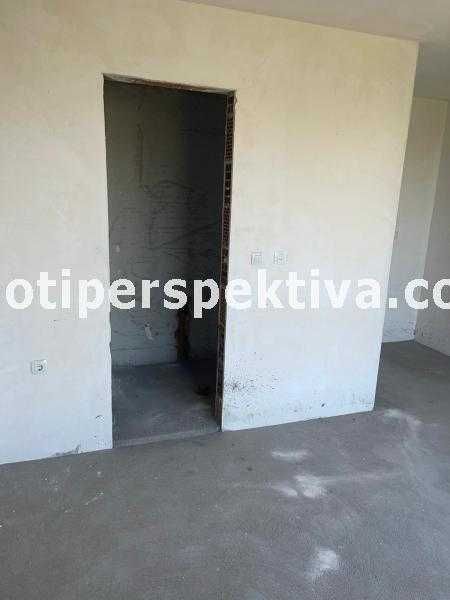 Продава се Тристаен апартамент в Пловдив, Център - 94 кв.м за 2483 €/кв.м - Снимка #12