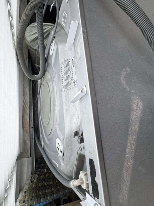 Продаю стиралку самовывоз!