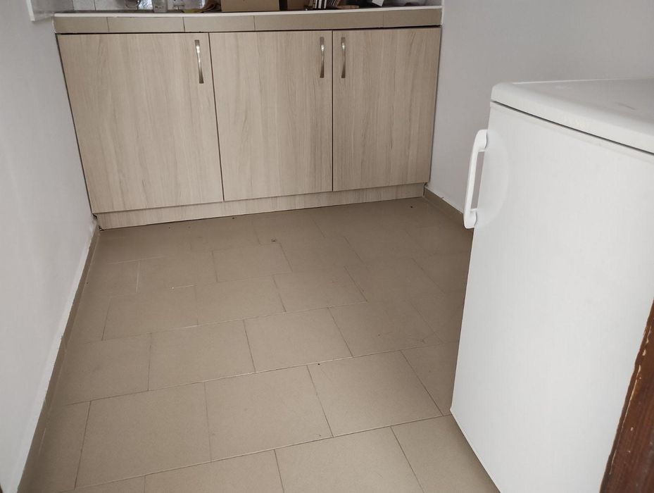 Дава се под наем Магазин в Бургас, Възраждане - 45 кв.м за 357 € - Снимка #1