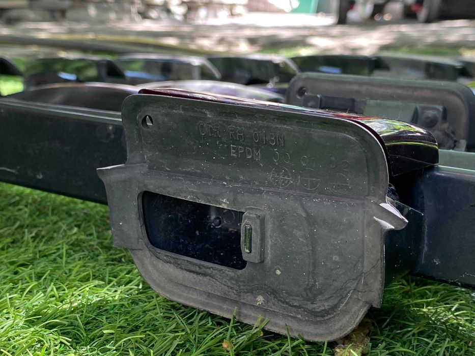 Заглушки на рейлинги на Highlander