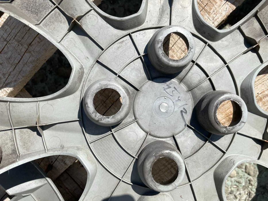 14 цола Тасове Hyundai i10 Хюндай И10 52960-0X300