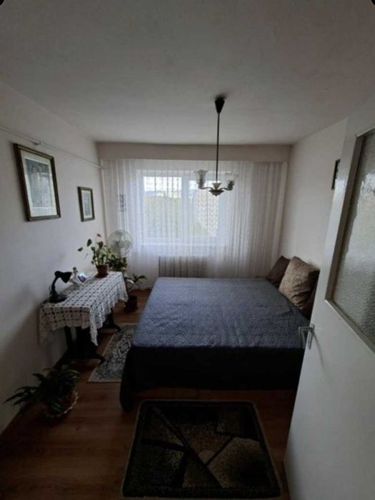 Apartament 3 camere semidecomandat DEVA - GOJDU