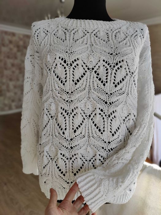 Вязаный свитер, новый.