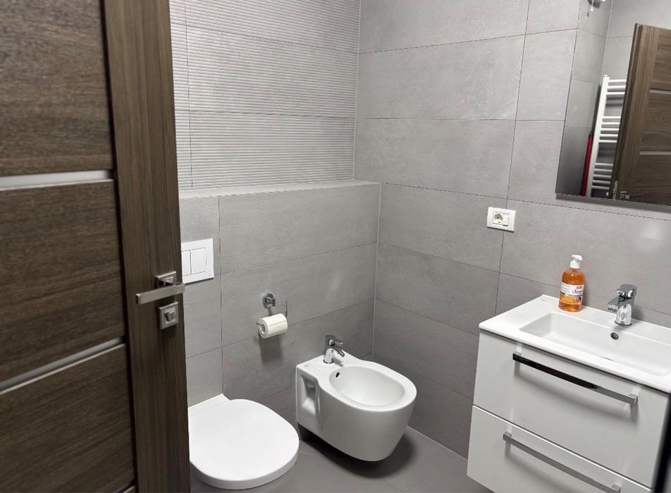 Adora Park - spre inchiriere apartament cu 2 camere