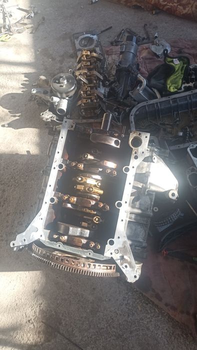 Двигатель Мерседес 112