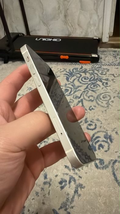 Продам 12 Mini 64