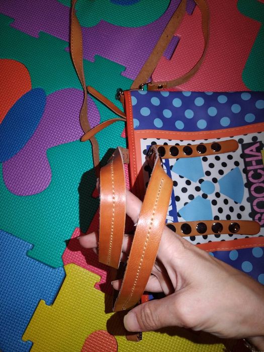 Страхотна цветна кожена чанта