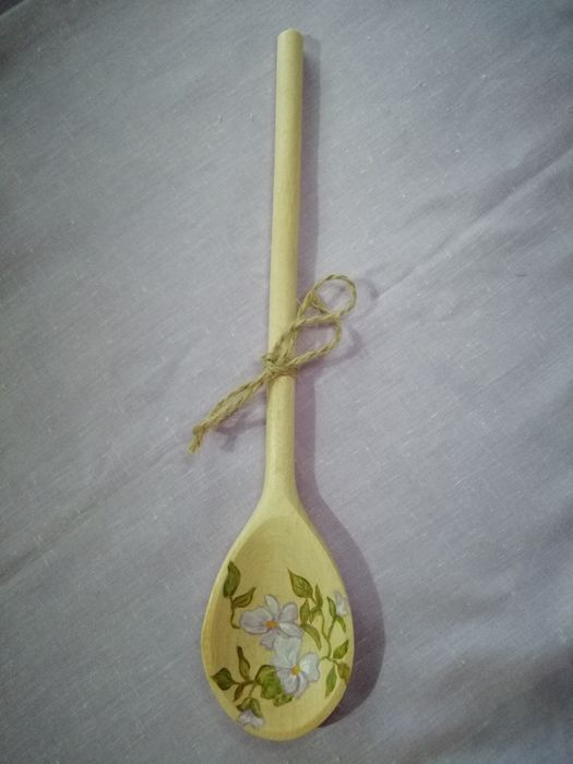 Рисувани лъжици.