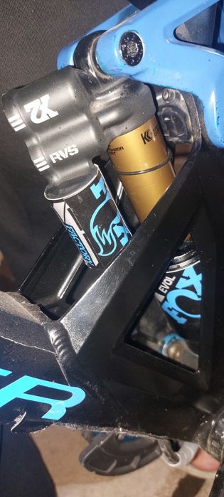 Vând fox x2 kashima 241×76mm