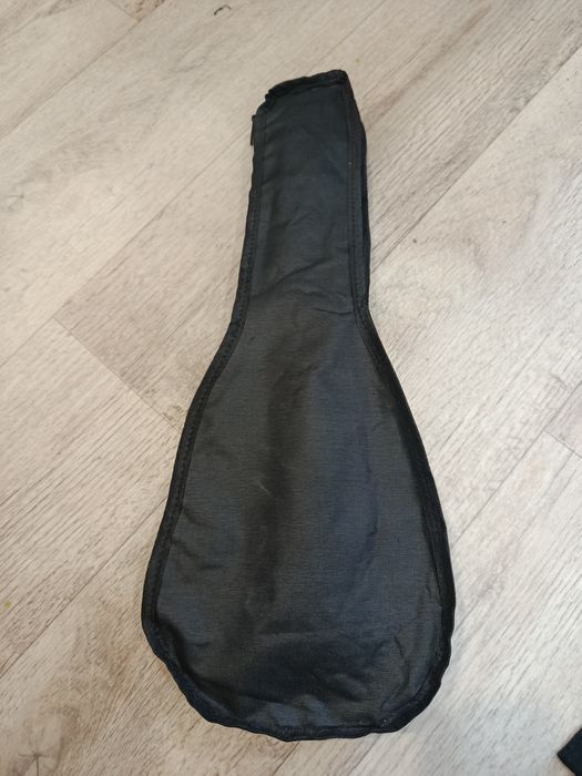 Укулеле сопрано с чехлом