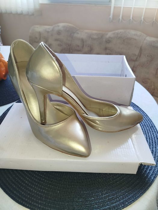 Обувки 38, 39 номер