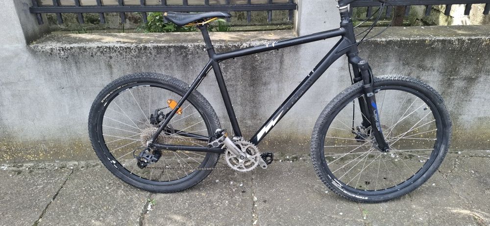 Vând bicicleta randon scart light