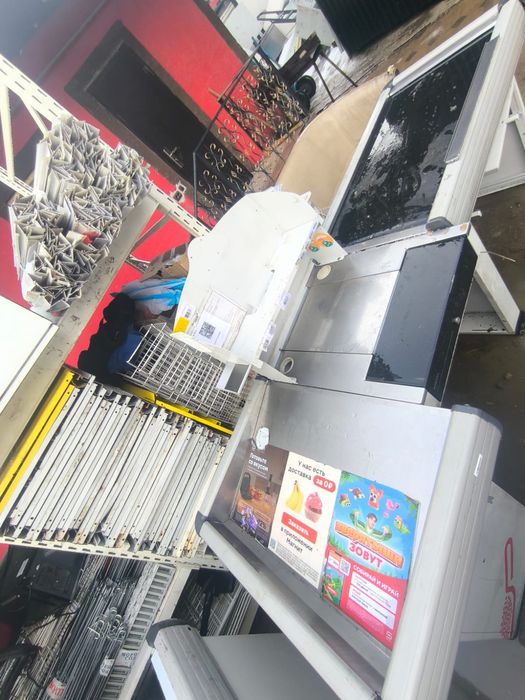 Кассовый бокс, кассовый стол