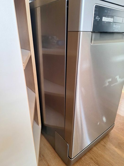 Masina de spalat vase NEINCORPORABILA Hotpoint HSFO3T235WCX, Inox
