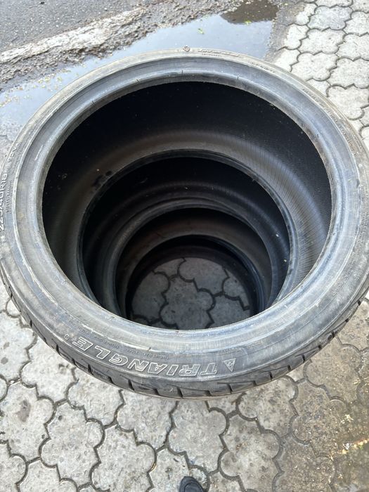 Продам резину 225/40 R18