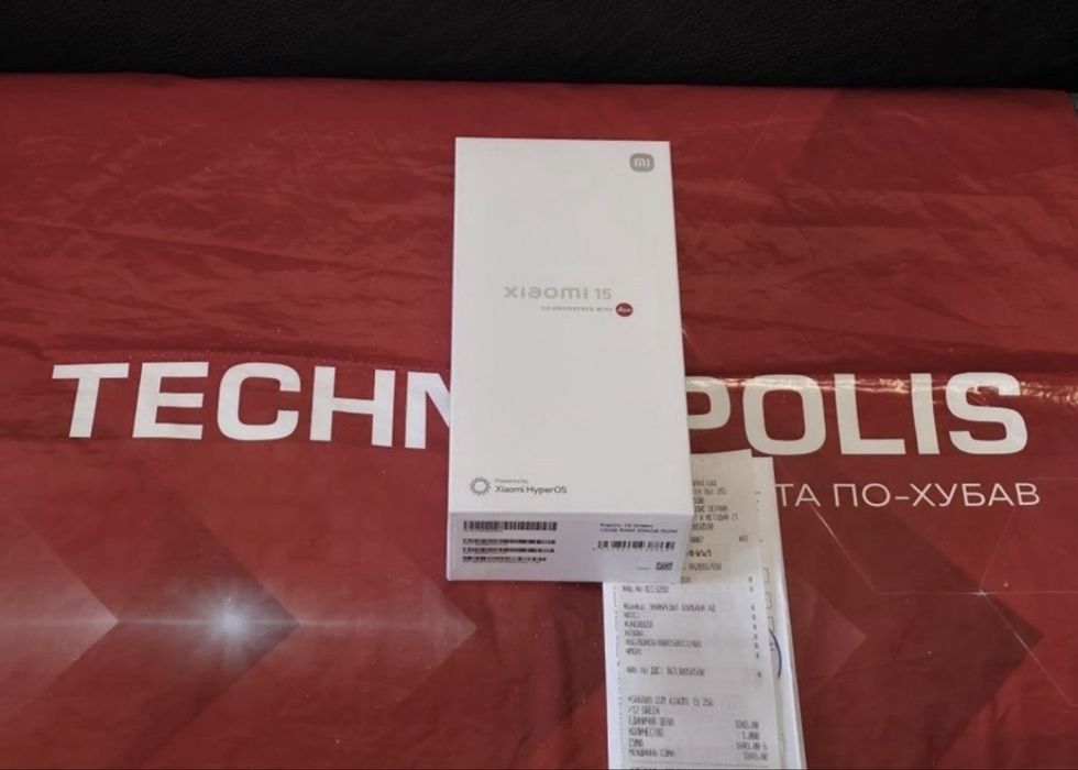 КАТО НОВ 256GB Xiaomi 15 5G Технополис Гаранция 2027 GREEN / Зелен