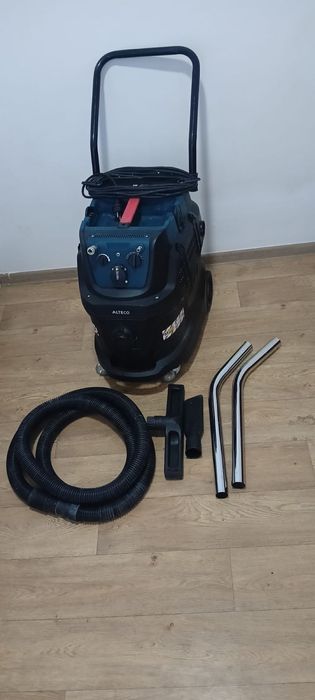 Продам строительный пылесос ALTECO
