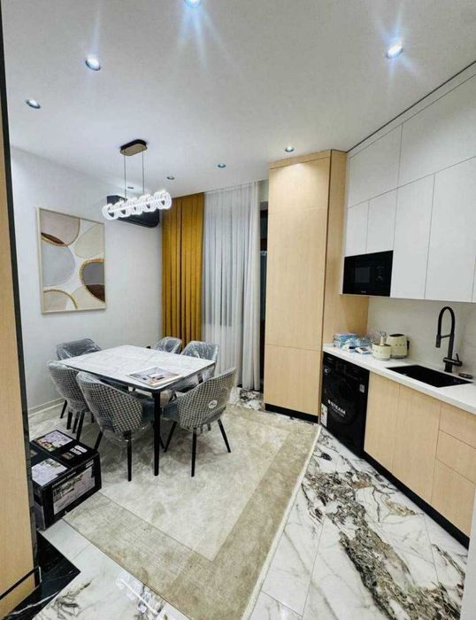 Новостройка  2/5/8 ЖК «Parisien» ОР-Р  Мукими мост, Пирамит