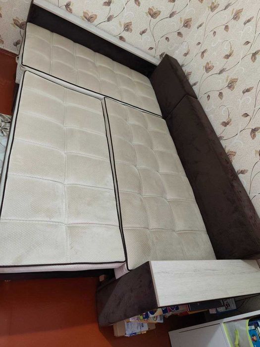 Продам раскладной уголок-диван