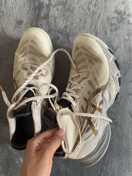 Спортни маратонки