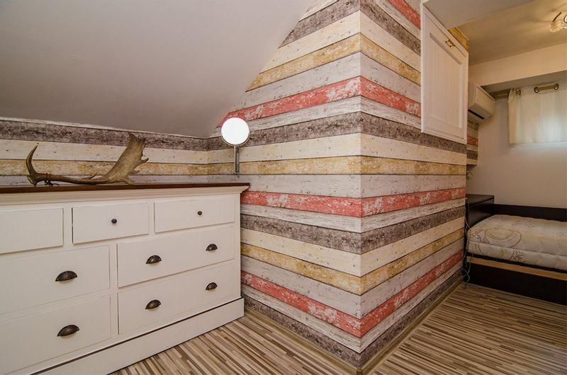 Дава се под наем Къща в Варна, Базар Левски - 100 кв.м за 775 € - Снимка #11