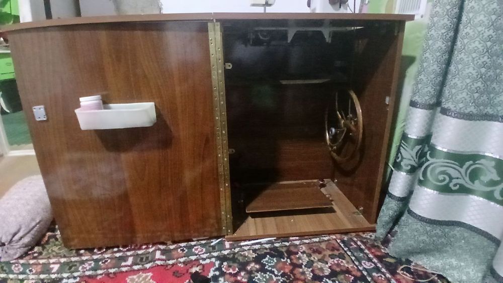 Chayka tikuv moshinadi sotiladi. Pedalli. Toklik ham mehanika