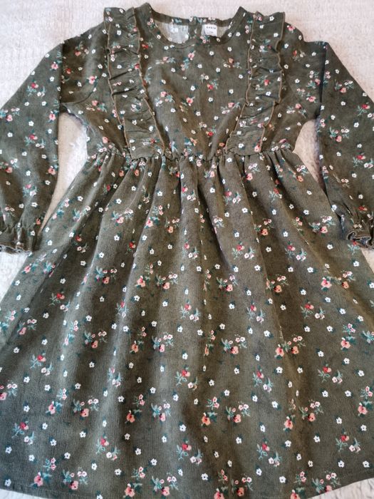 Детски рокли с дълъг ръкав