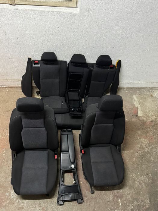 Interior complect Mercedes W204 scaune incalzite impecabil Break