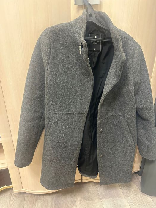 Женское пальто стильная