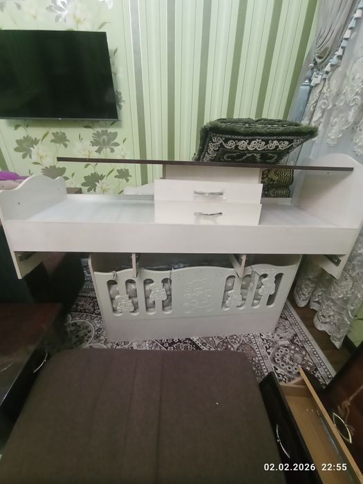 Люлька, крават, тумба