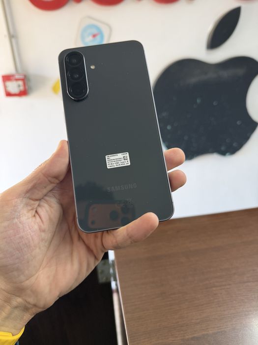 Vand Samsung A56 128Gb impecabil