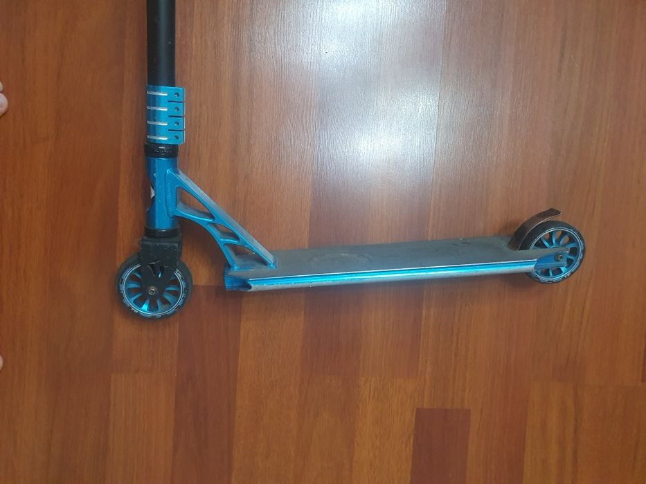 Vând trotineta de scheme