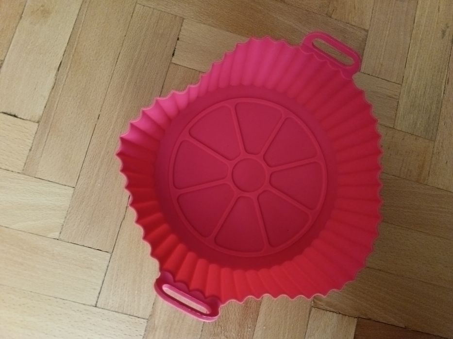 Силиконова тарелка