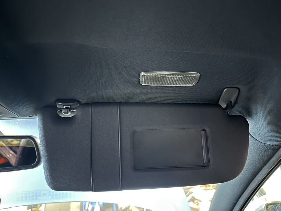 Черен таван комплект ауди а3/с3 2 врати audi a3/s3 2000г перфектен