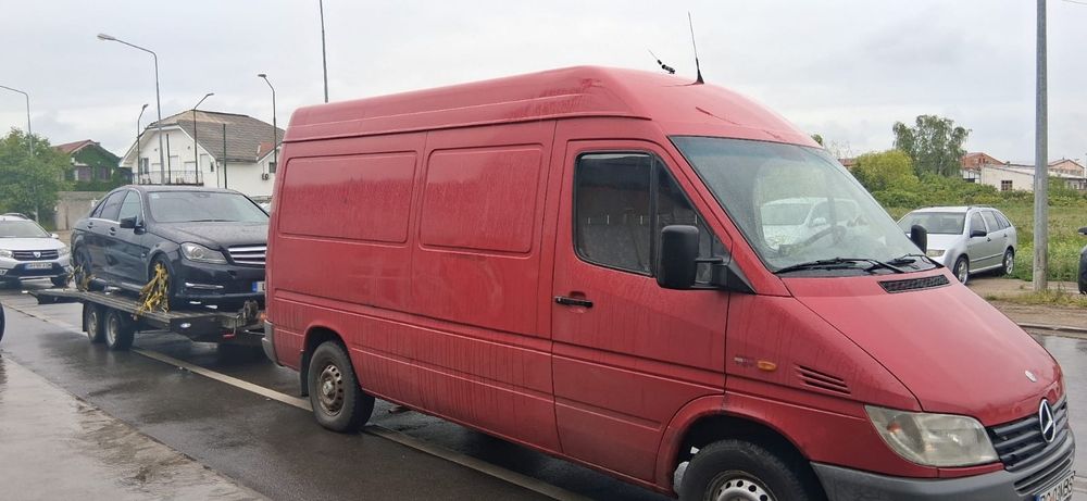 Transport marfa 3.5 platforma și cu auto platforma