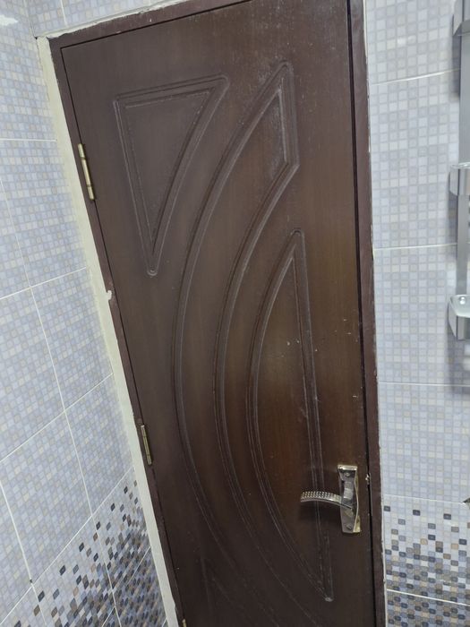 Продаётся Б.У дверь, ширина полотна 60 см