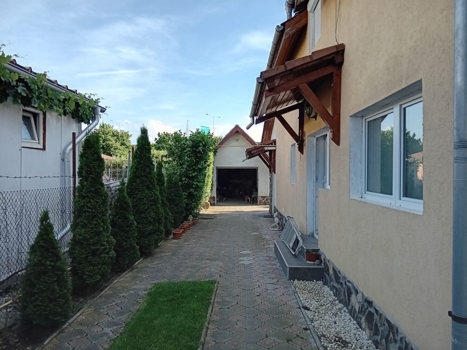 Casa de vanzare zona Gusterita