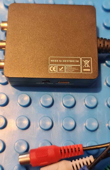 Convertor RCA LIGAWO pentru componentă 5x RCA YPbPr la 3x RCA CVBS