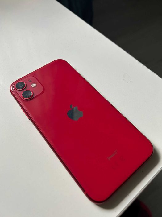 iPhone 11 – 64GB – Stare foarte bună