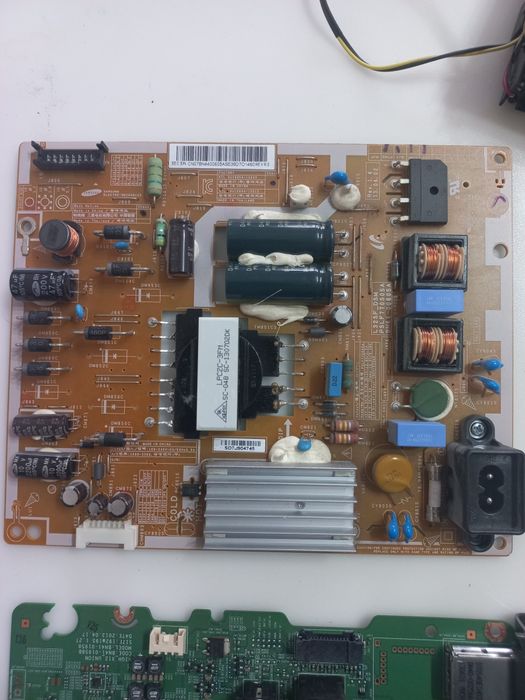 Placa si sursa samsung UE32F5300AW