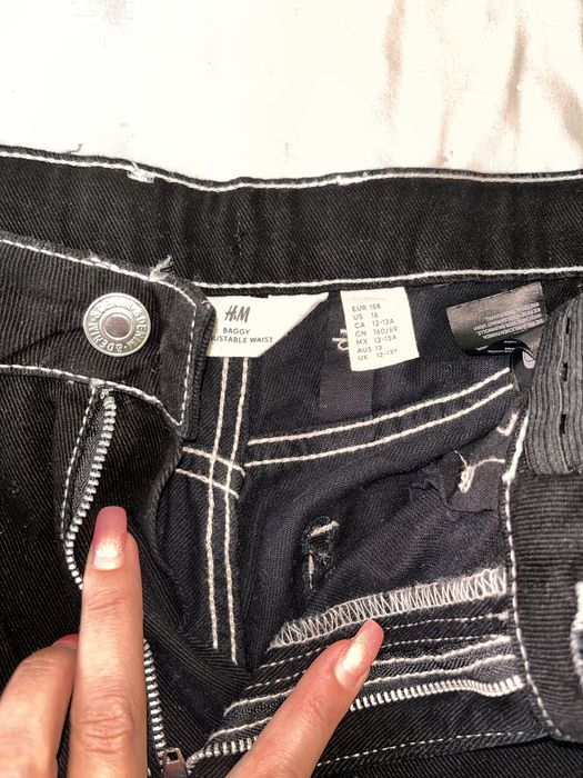 Нови панталони Н&М с подарък риза