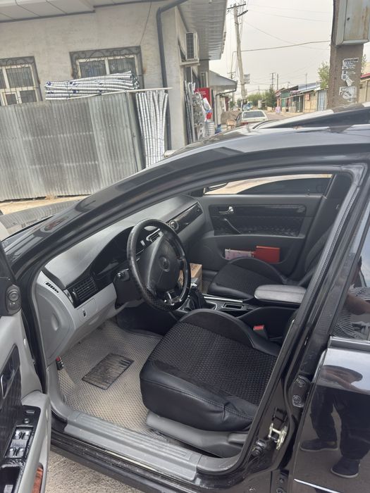 Lasetti sotiladi 6500 $