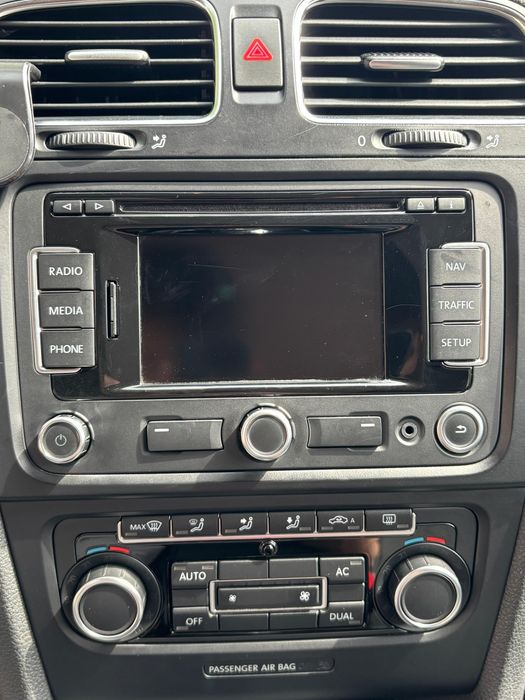 VOLKSWAGEN Golf 2011 — imagine 3