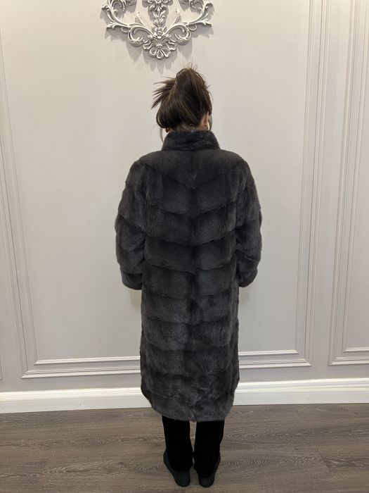 Продам норковую шубу