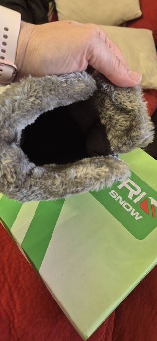 Дамски боти от набук