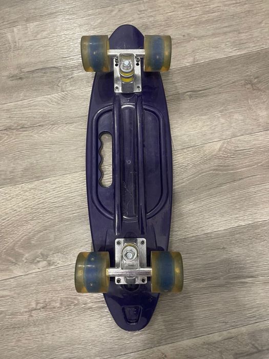 Продам скейтборд