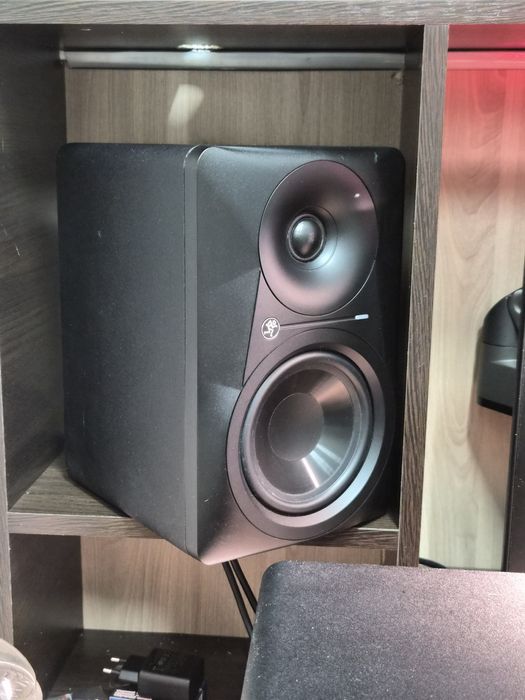 Студийные мониторы Mackie MR524