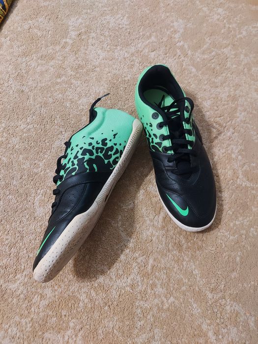 Кросовки nike 41-42р