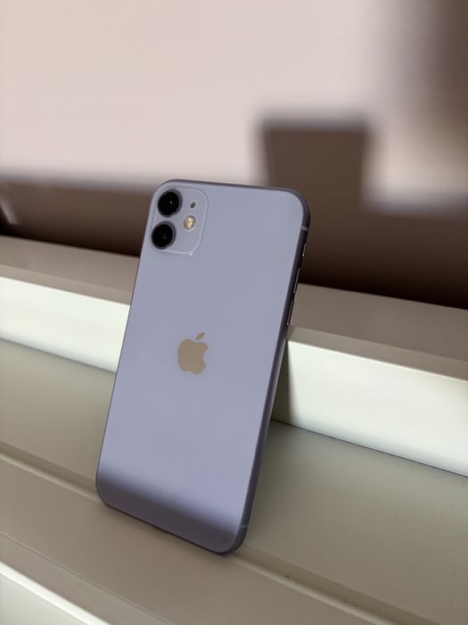 Vând iPhone 11 – stare foarte bună, perfect funcțional!